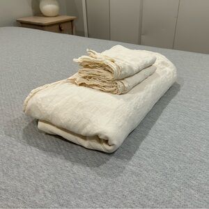 Brooklinen Cream Duvet Cover Set